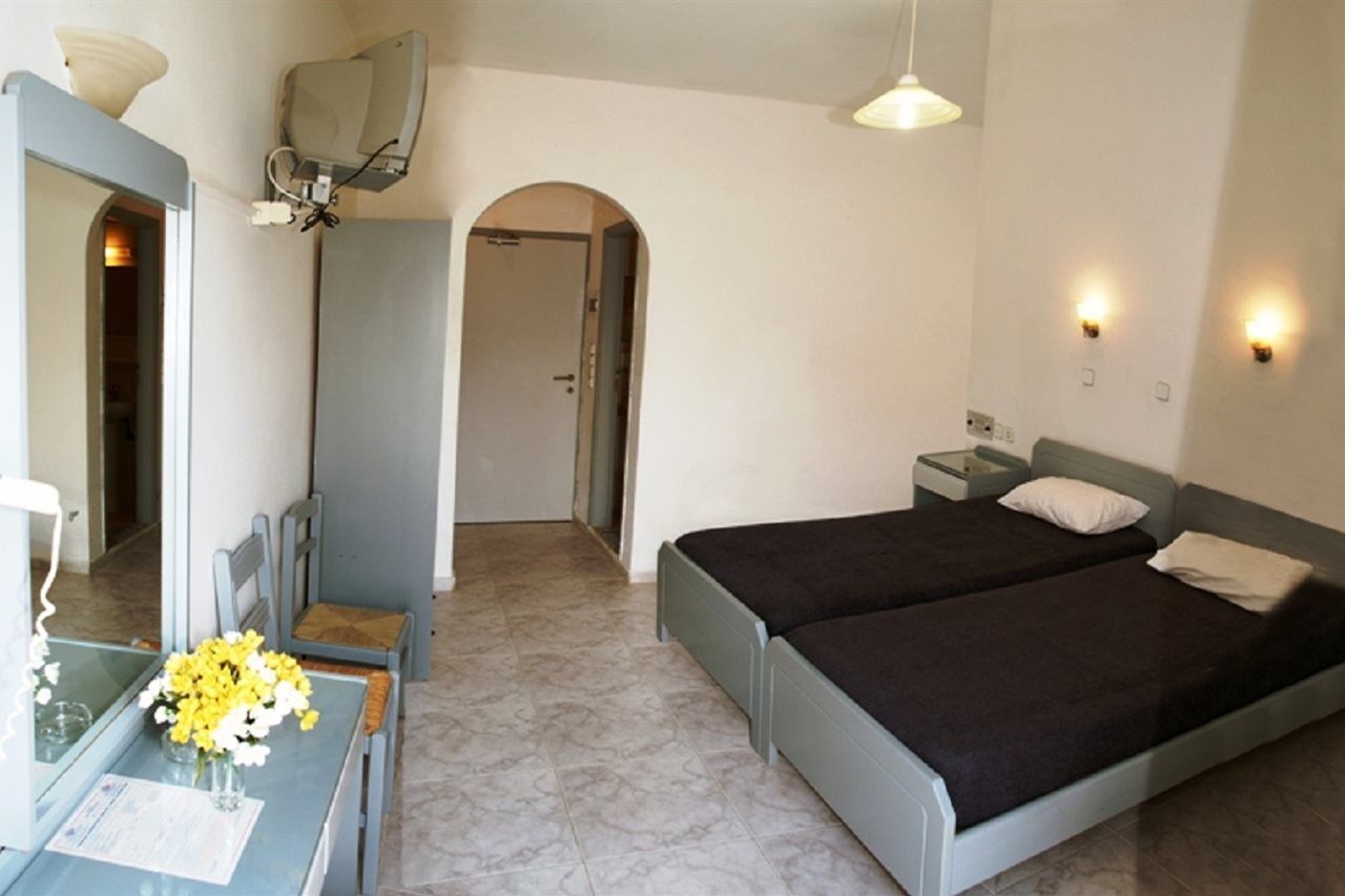 Costas & Chrysoula Aparthotel Plakiász Kültér fotó
